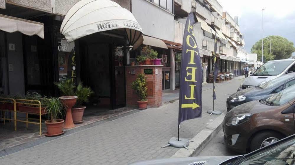 Hotel Cinecitta Рим Экстерьер фото