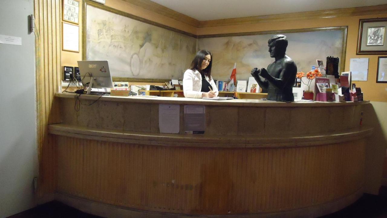 Hotel Cinecitta Рим Экстерьер фото